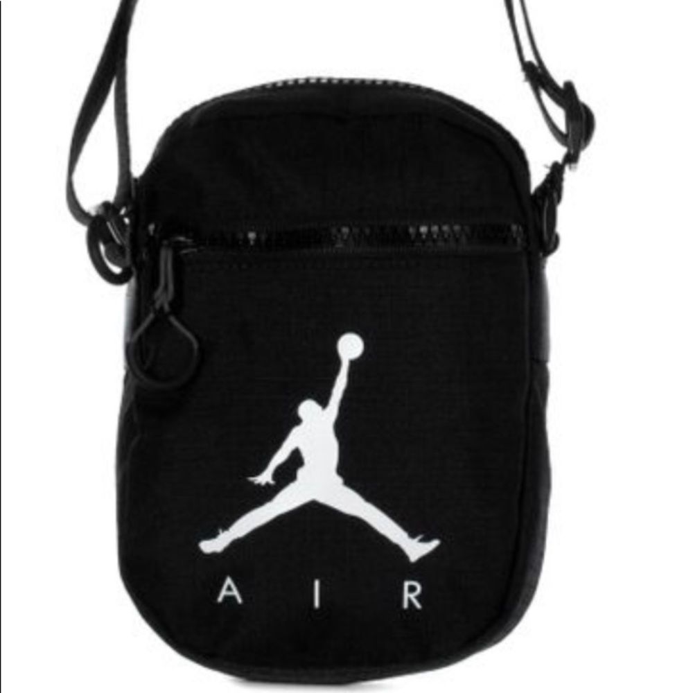 Jordan Crossbody!